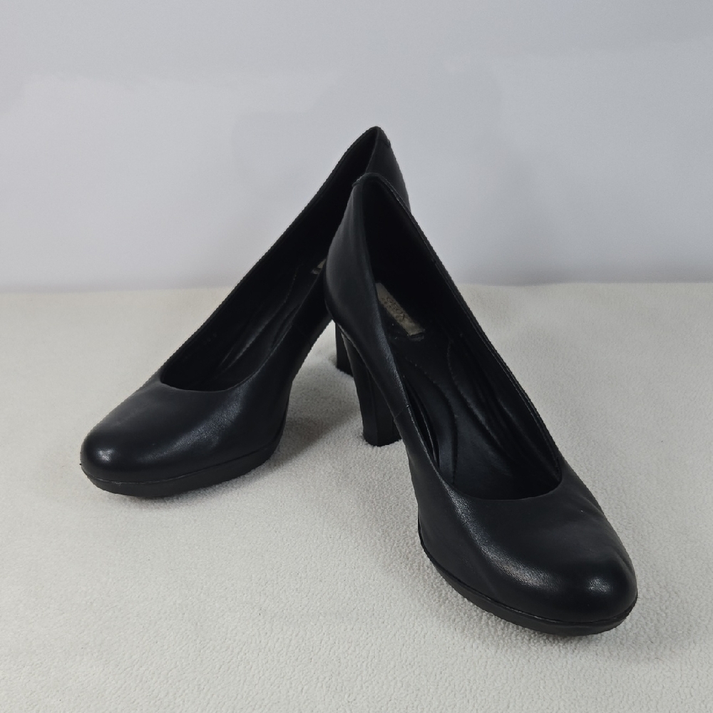 Geox Elegant Black 3" Heels
